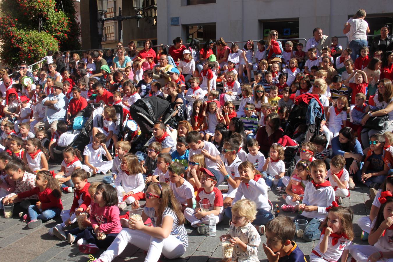 Arnedo se lanza a la calle en el tercer día de fiestas