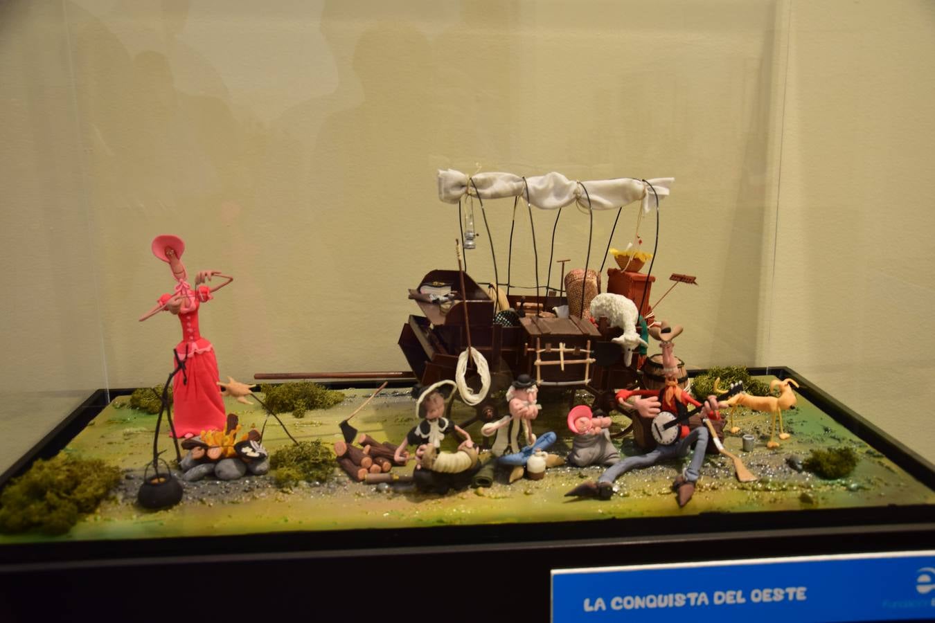 Exposición &#039;PlastiHistoria de la Humanidad&#039;