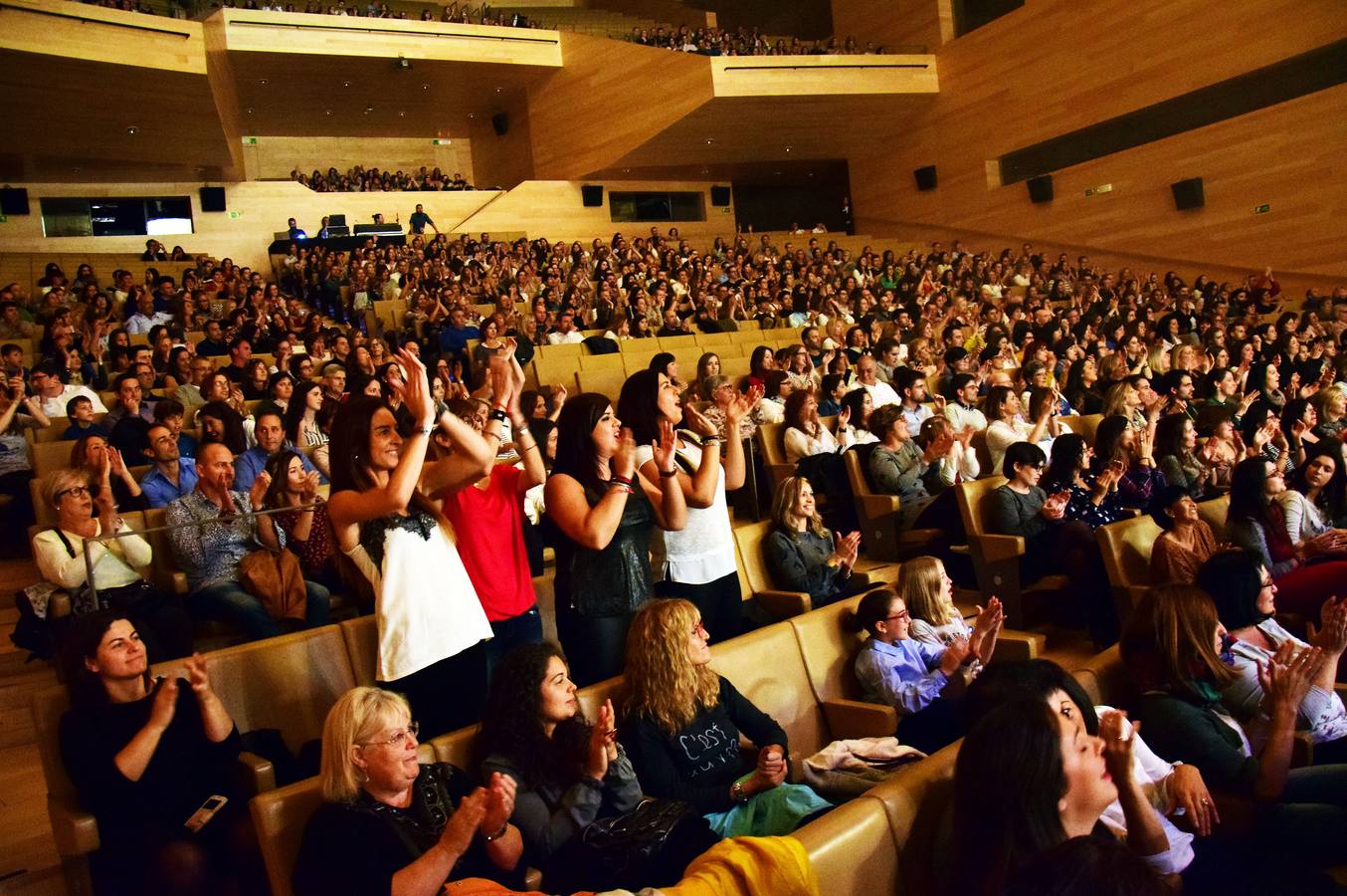 Pablo López pone en pie al Riojaforum