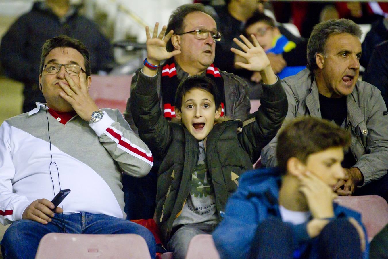 El partido UDL-Sestao: emoción entre el público y los gestos del equipo riojano