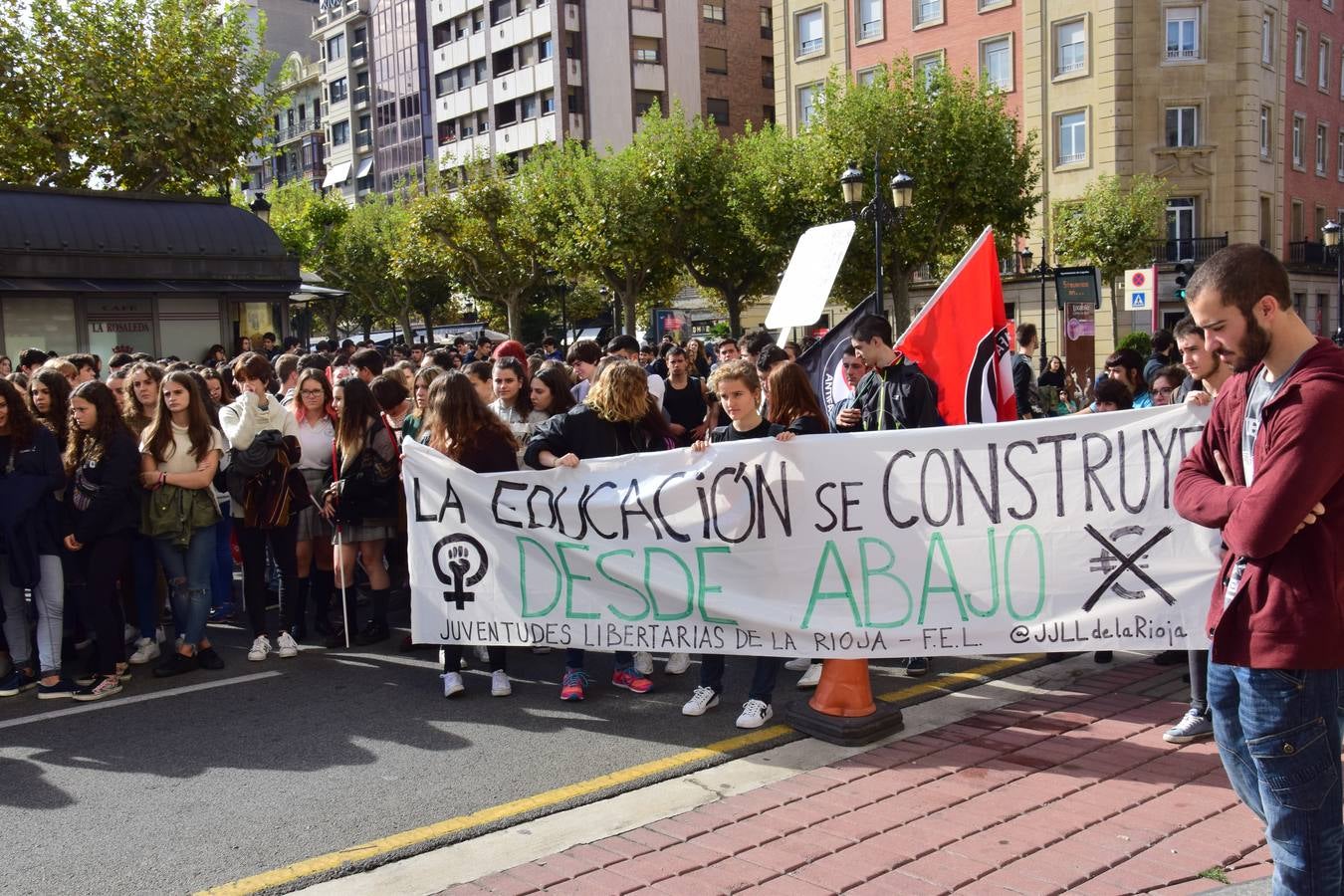 Manifestación de estudiantes en Logroño contra las reválidas y la LOMCE