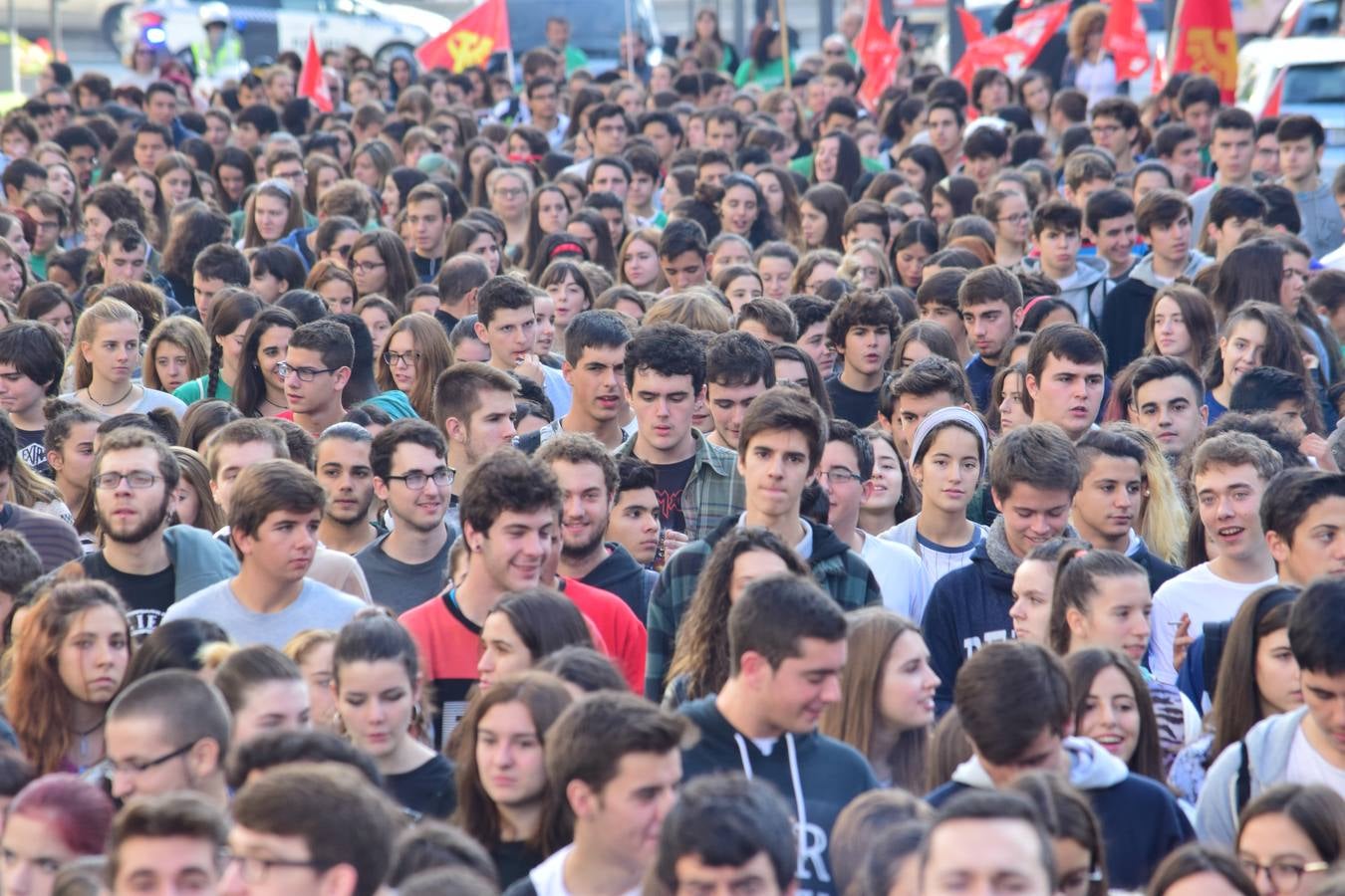 Manifestación de estudiantes en Logroño contra las reválidas y la LOMCE