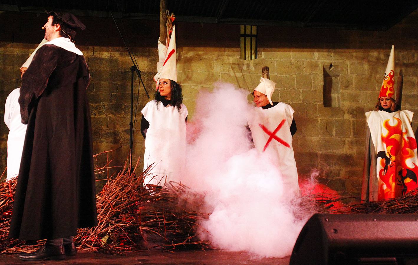 Logroño recuerda a las brujas de Zugarramurdi