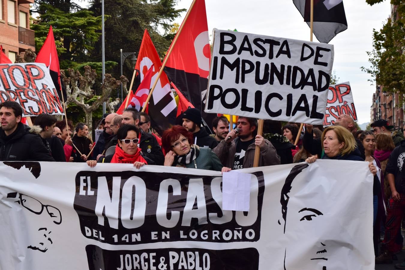 Unas 300 personas se manifiestan por el fin del proceso de los detenidos en el 14N