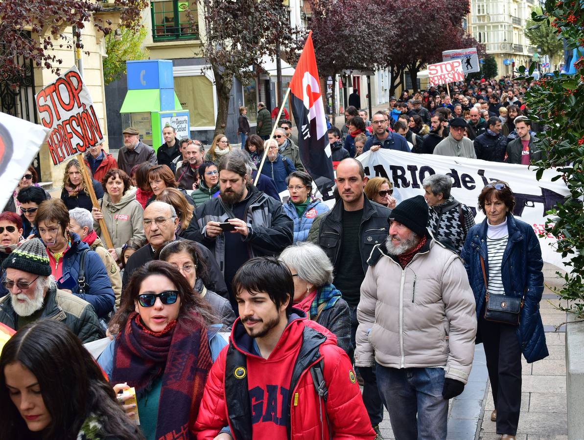 Unas 300 personas se manifiestan por el fin del proceso de los detenidos en el 14N