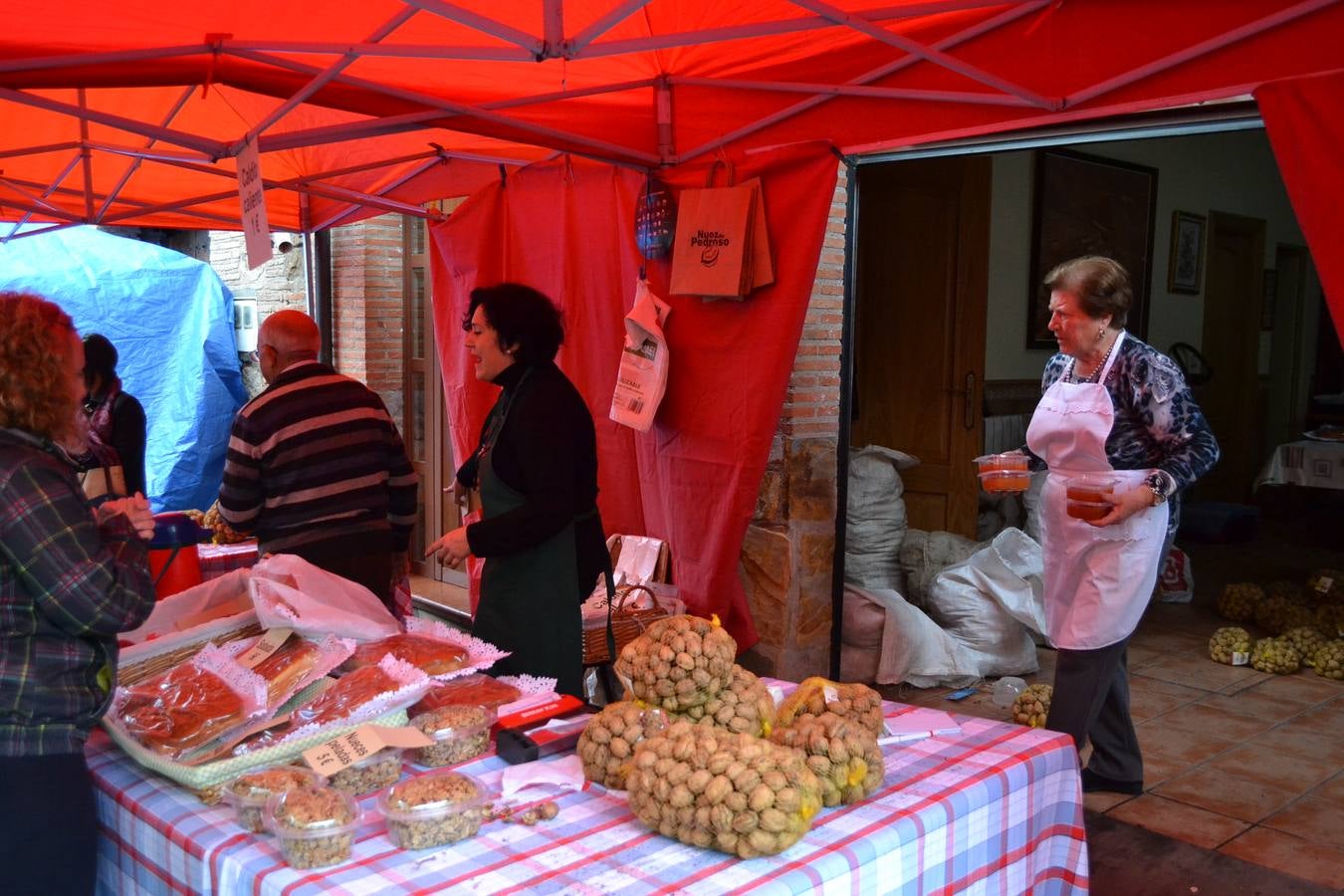 Feria de la Nuez de Pedroso