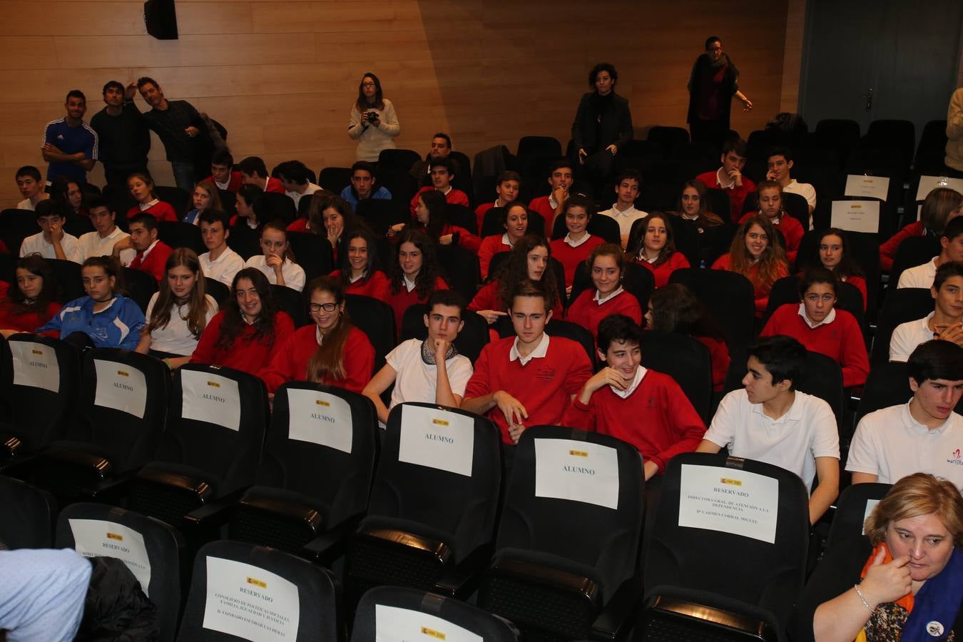 V Reconocimientos Contra la Violencia de Género