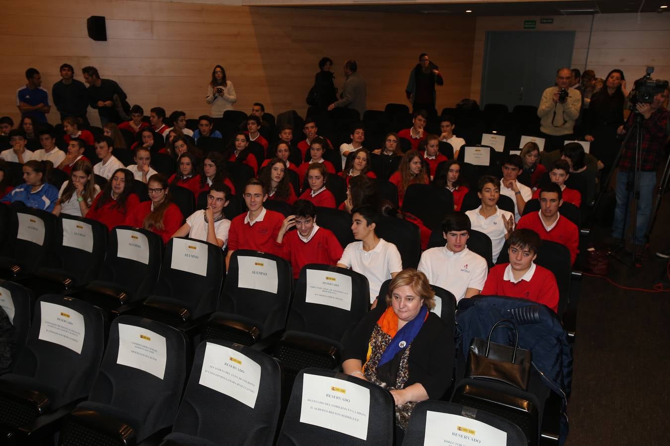 V Reconocimientos Contra la Violencia de Género