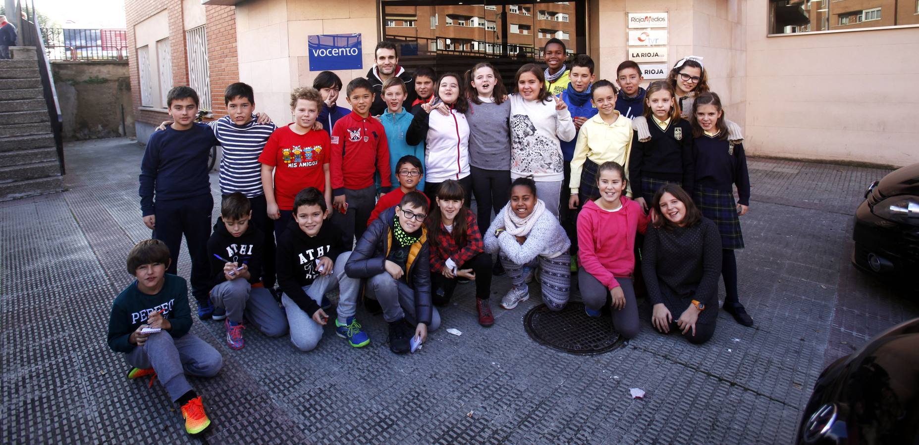Los alumnos de 5º de Primaria del Colegio Salesianos Domingo Savio de Logroño visitan la multimedia de Diario LA RIOJA