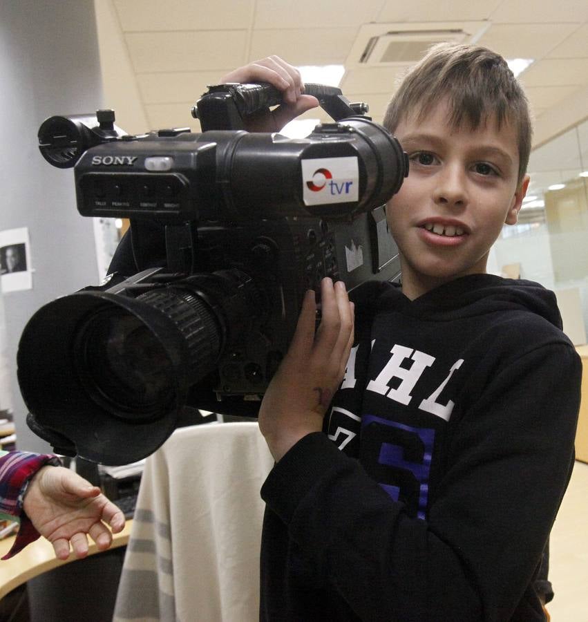 Los alumnos de 5º de Primaria del Colegio Salesianos Domingo Savio de Logroño visitan la multimedia de Diario LA RIOJA