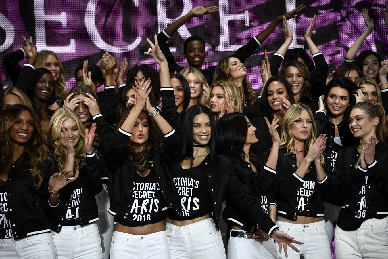 Los ángeles de Victoria&#039;s Secret 2016 calientan motores