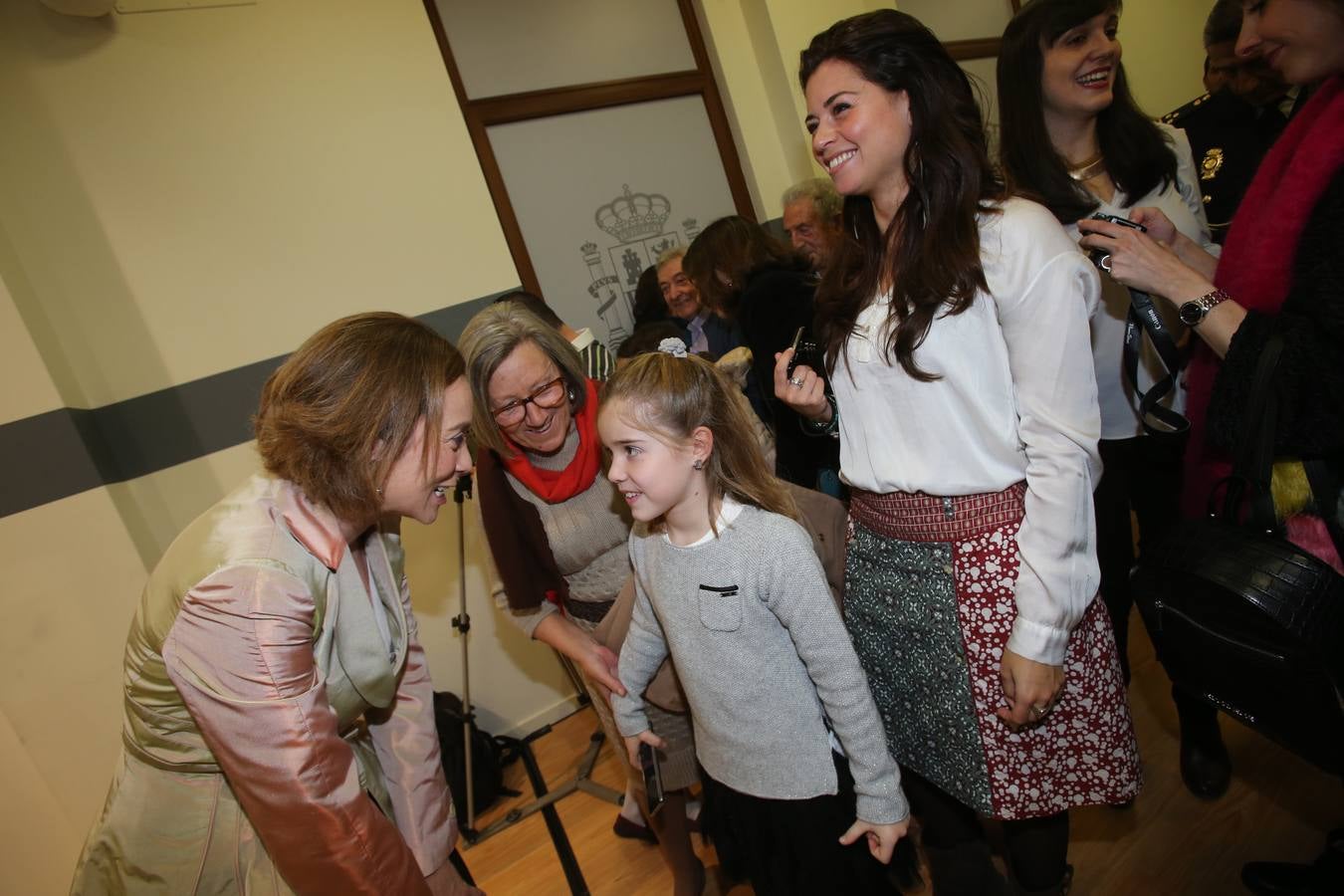 Condecoraciones de la Orden de Isabel la Católica y de la Orden del Mérito Civil