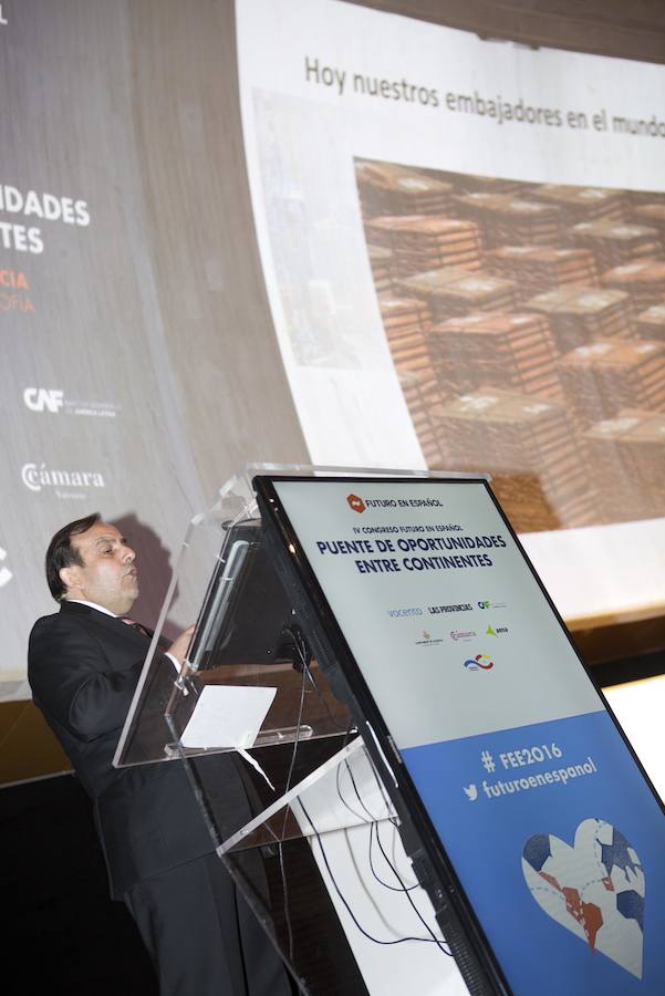 Futuro en Español hace parada en Valencia (II)