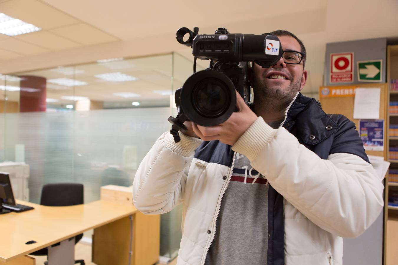 Los alumnos del programa Pmar II del Sagrado Corazón, Jesuitas visitan la multimedia de Diario LA RIOJA