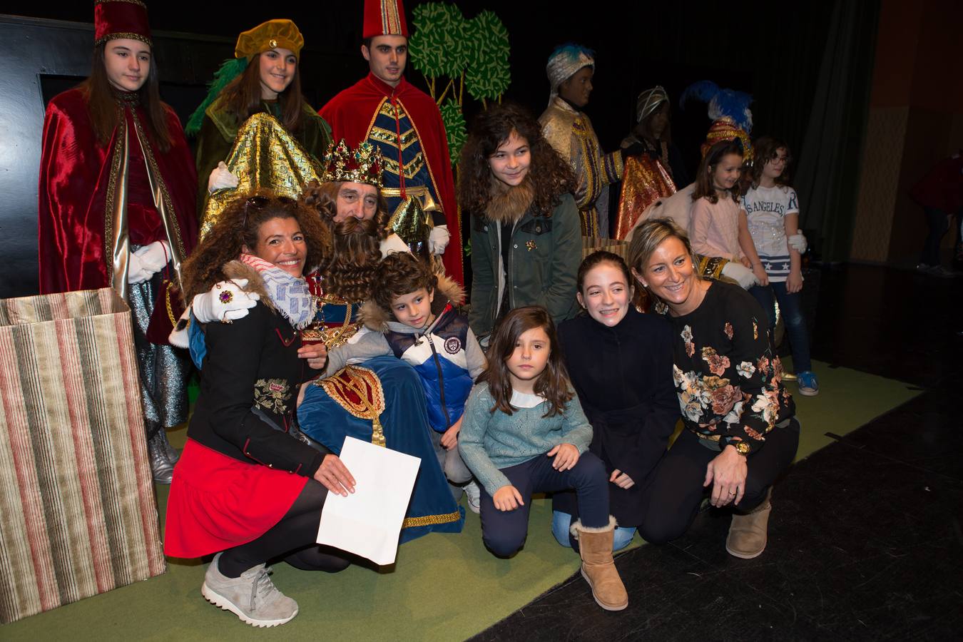 Sonrisas y lloros en la visita de los Reyes al Auditorio