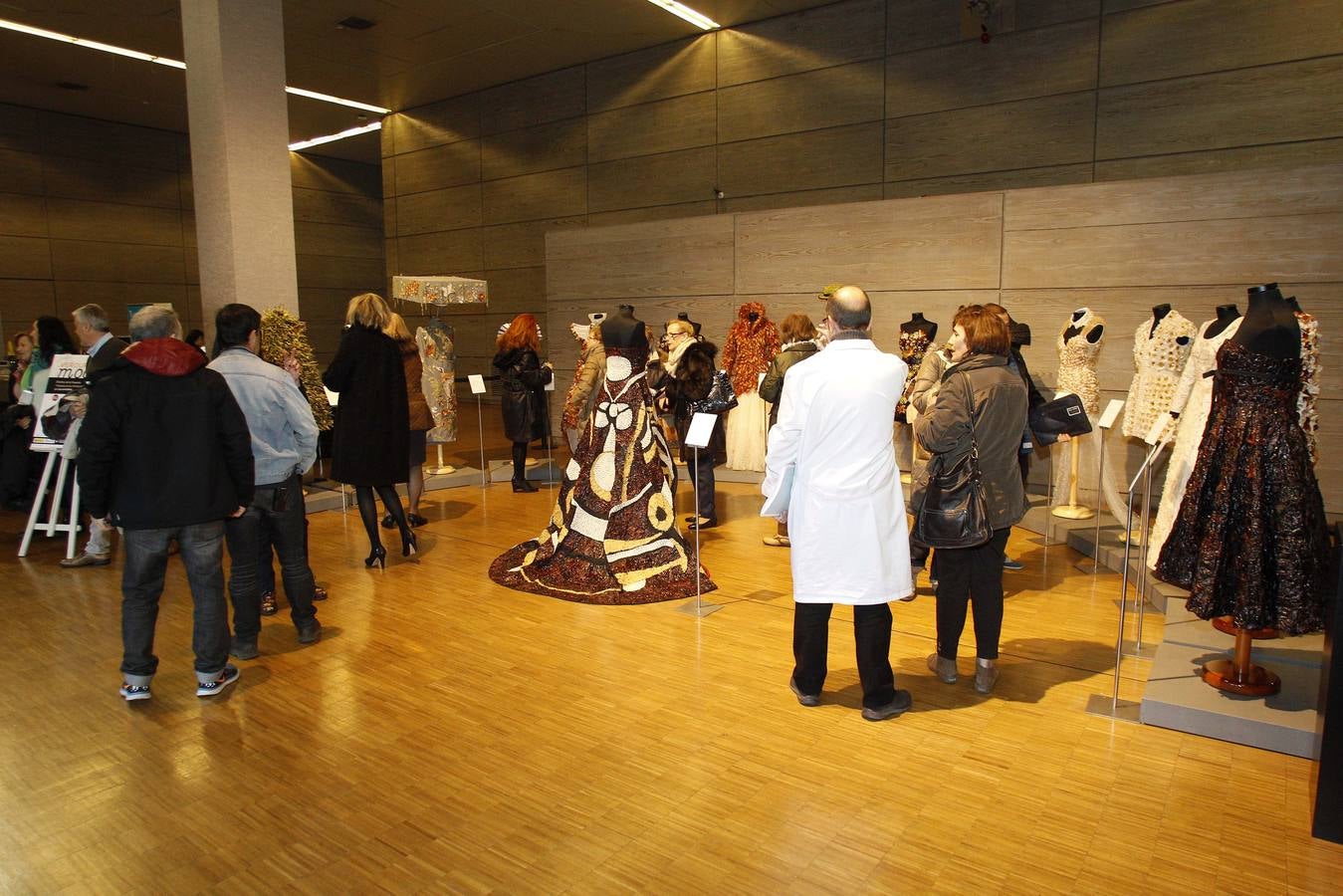 Calahorra muestra en Fitur la exposición &#039;Verduras de moda. Diseños de la Pasarela Ciudad de la Verdura&#039;