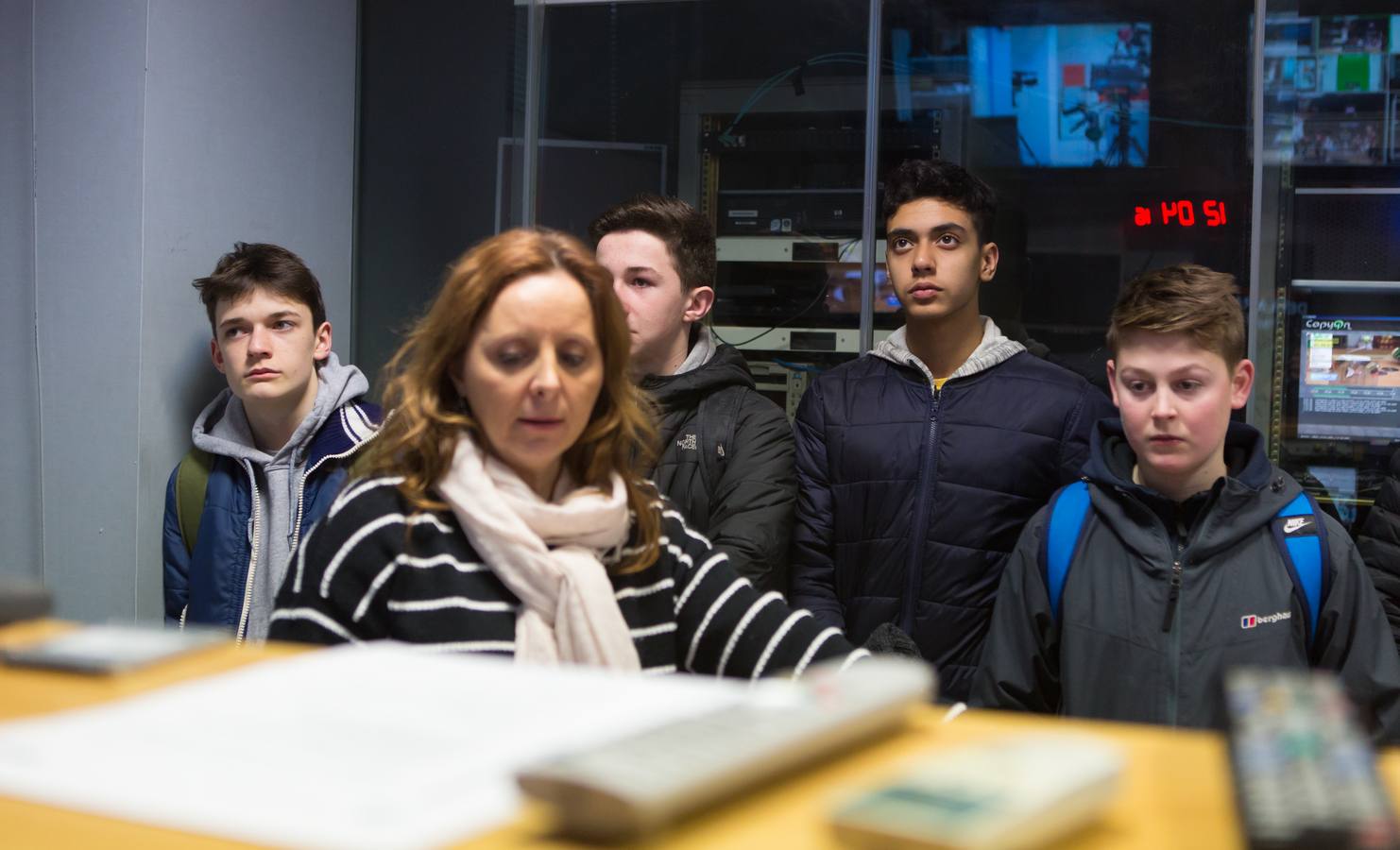 Alumnos del Lancaster Royal Grammar School visitan la multimedia de Diario LA RIOJA