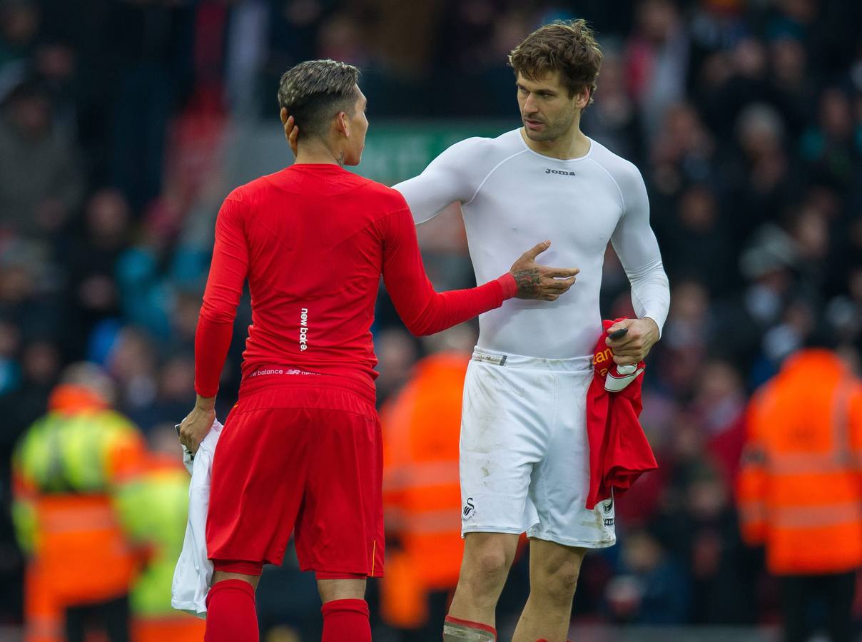 Fernando Llorente toma Anfield