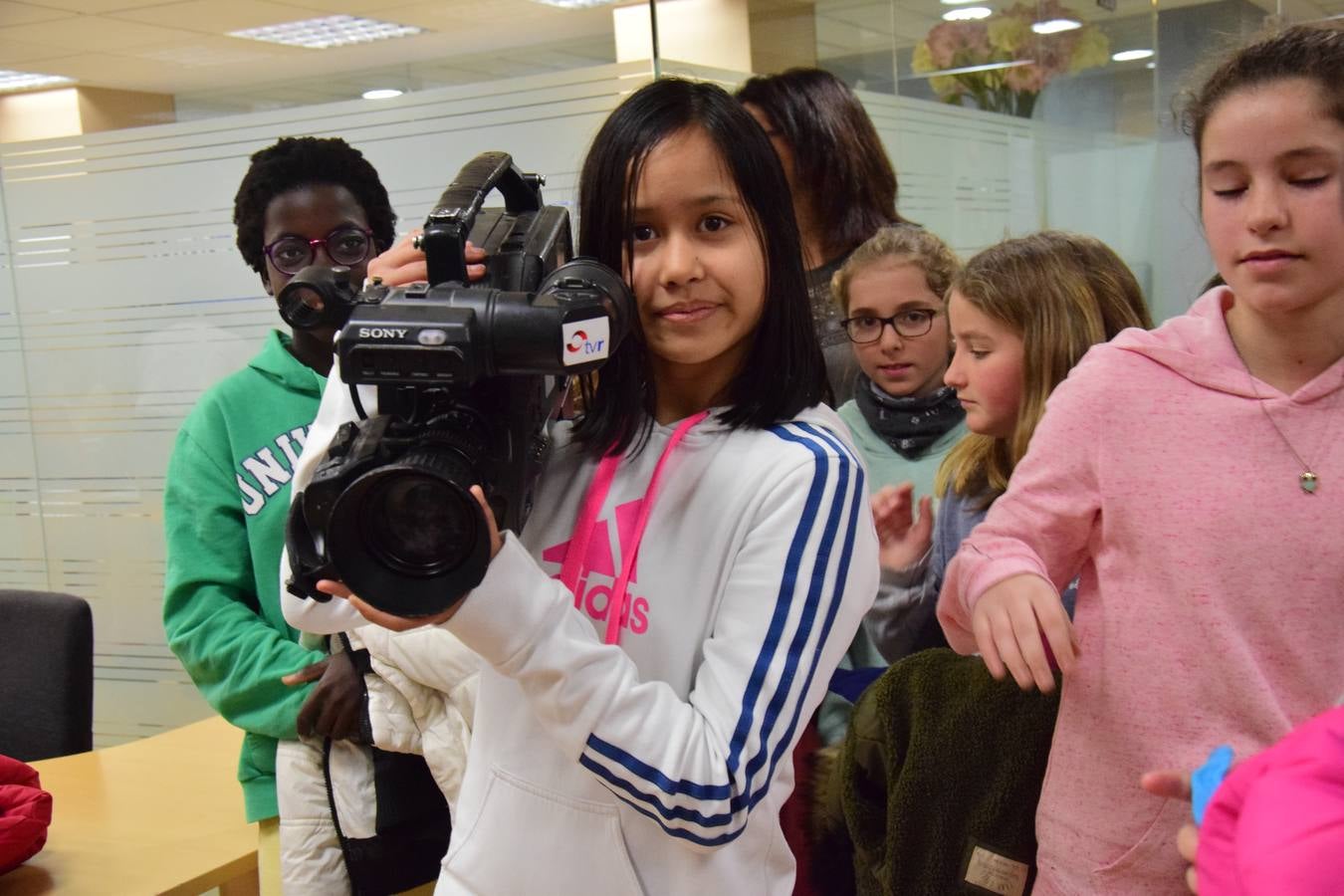 Los alumnos de 6º C del CEIP Las Gaunas visitan la multimedia de Diario LA RIOJA