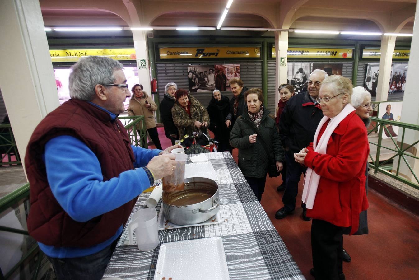 La Plaza de Abastos de Logroño ha celebrado San Blas