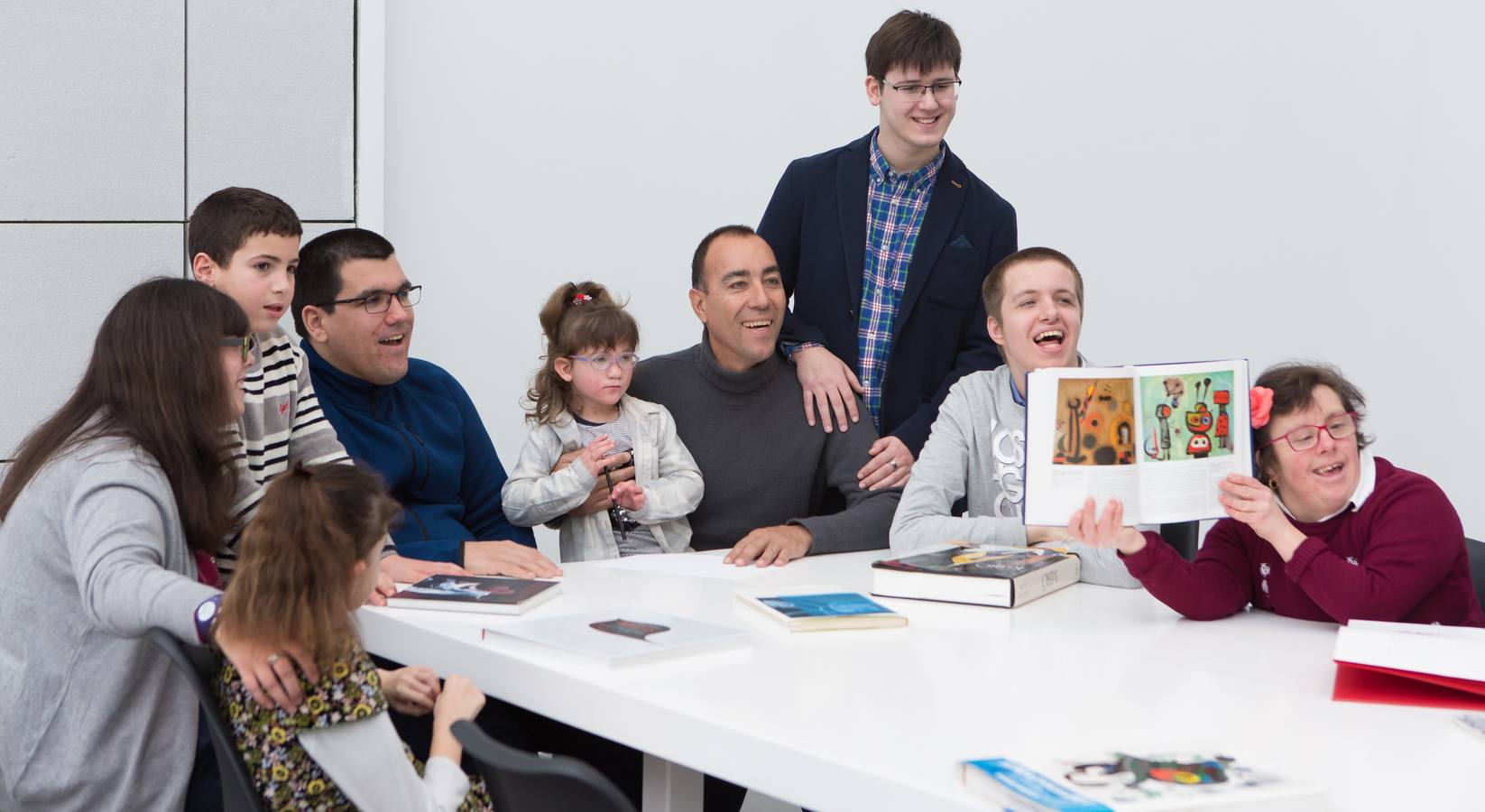 El Museo Würth acoge la sesión de fotos de la campaña de FEAPS &#039;Soy cómplice&#039;, con Lorenzo Quinn