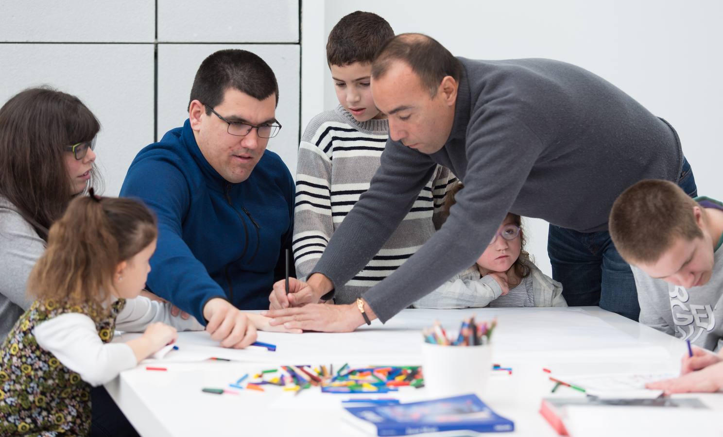 El Museo Würth acoge la sesión de fotos de la campaña de FEAPS &#039;Soy cómplice&#039;, con Lorenzo Quinn