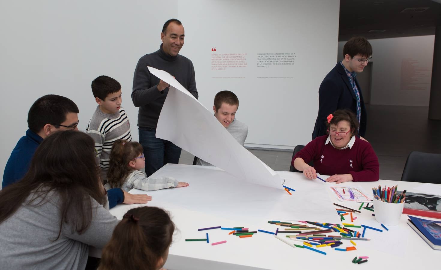 El Museo Würth acoge la sesión de fotos de la campaña de FEAPS &#039;Soy cómplice&#039;, con Lorenzo Quinn