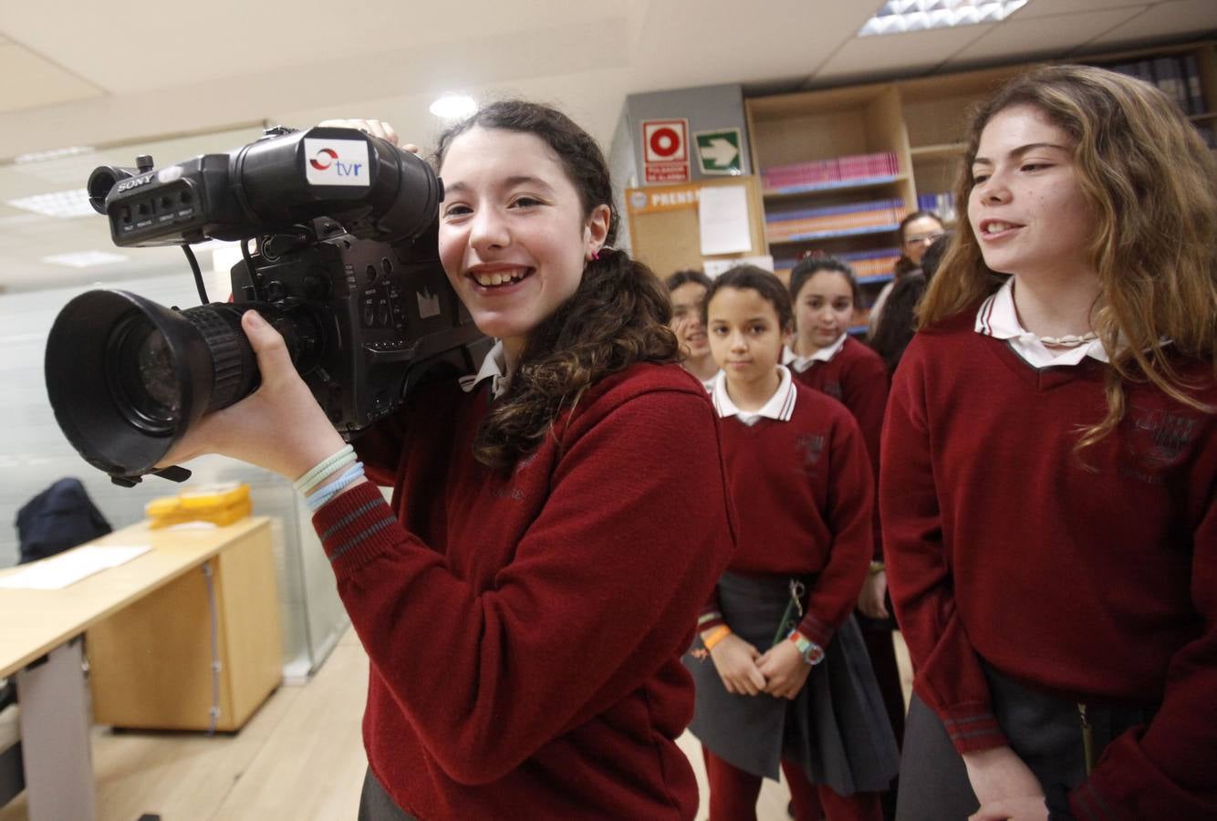 Los alumnos de 6º D de Jesuitas visitan la multimedia de Diario LA RIOJA