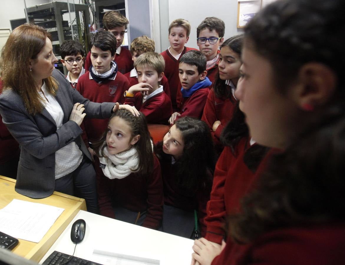 Los alumnos de 6º D de Jesuitas visitan la multimedia de Diario LA RIOJA