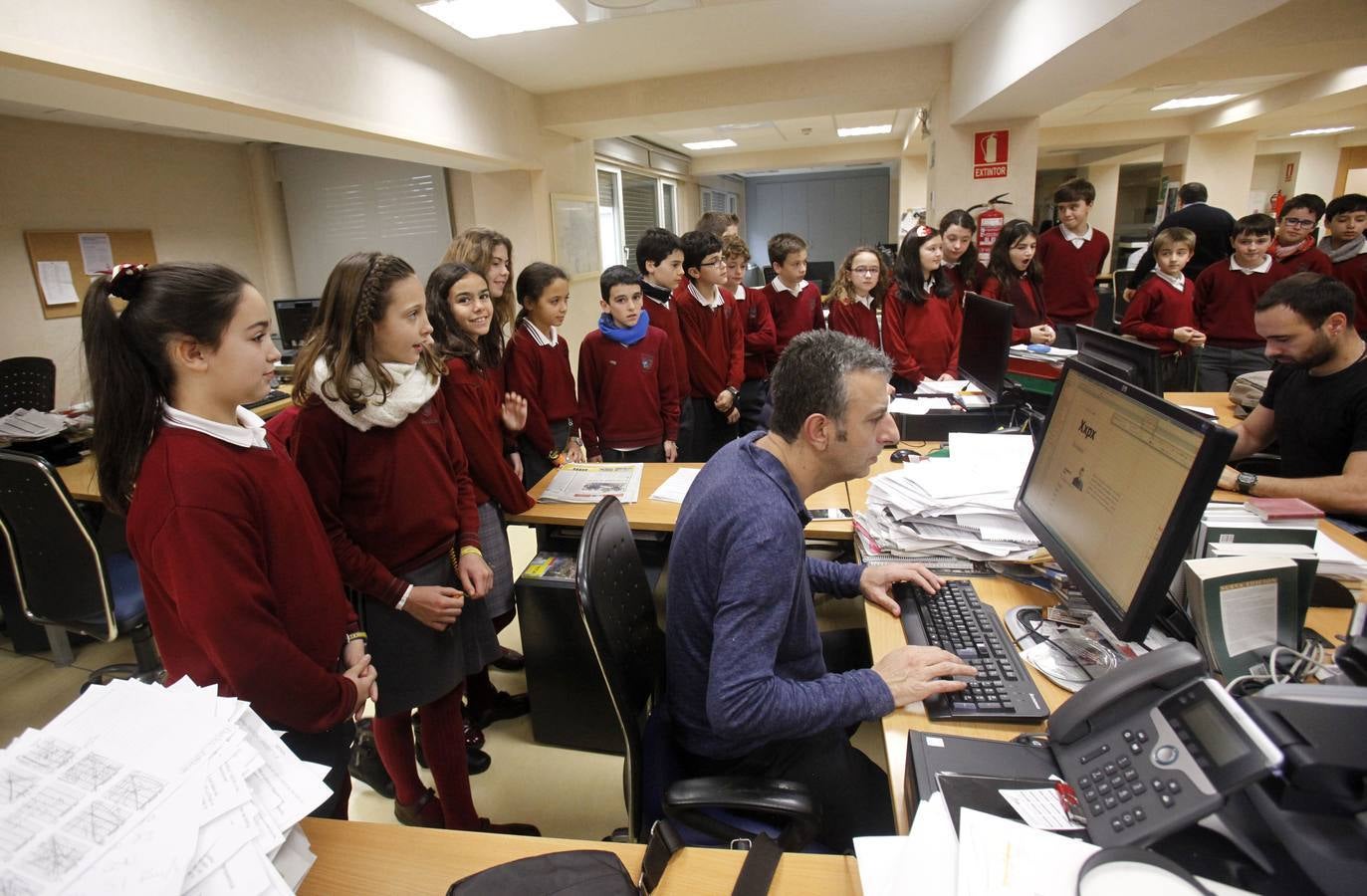 Los alumnos de 6º D de Jesuitas visitan la multimedia de Diario LA RIOJA