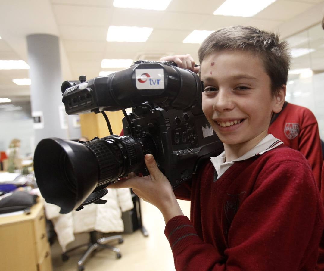 Los alumnos de 6º D de Jesuitas visitan la multimedia de Diario LA RIOJA
