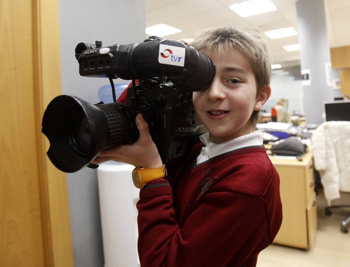 Los alumnos de 6º D de Jesuitas visitan la multimedia de Diario LA RIOJA