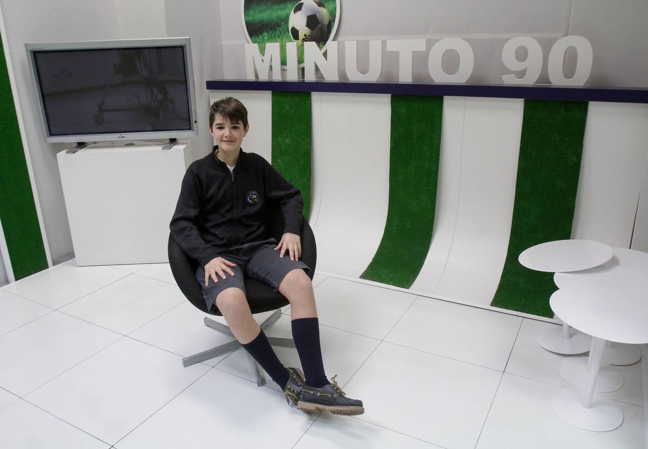 Los alumnos del 6º B del colegio Nuestra Señora del Buen Consejo, Agustinas, visitan la multimedia de Diario LA RIOJA