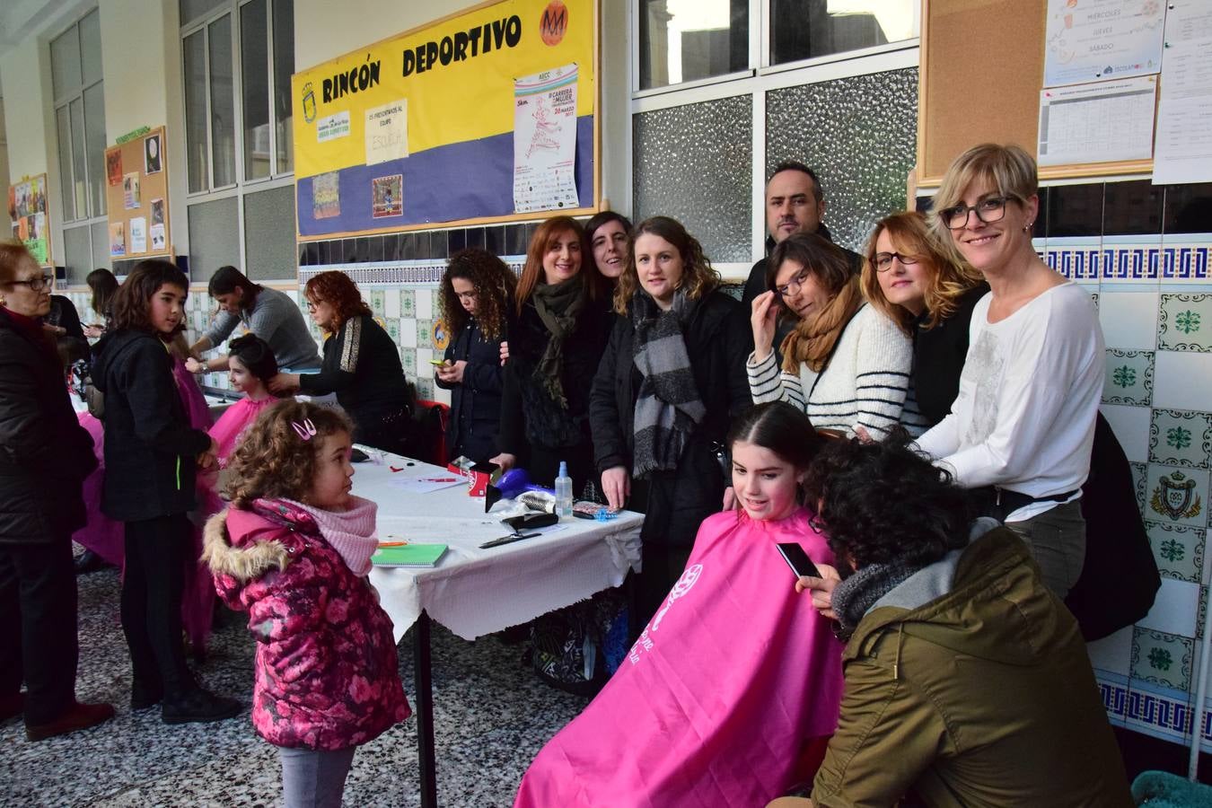 La APA de Escolapios promueve &#039;Cabellos por sonrisas&#039;