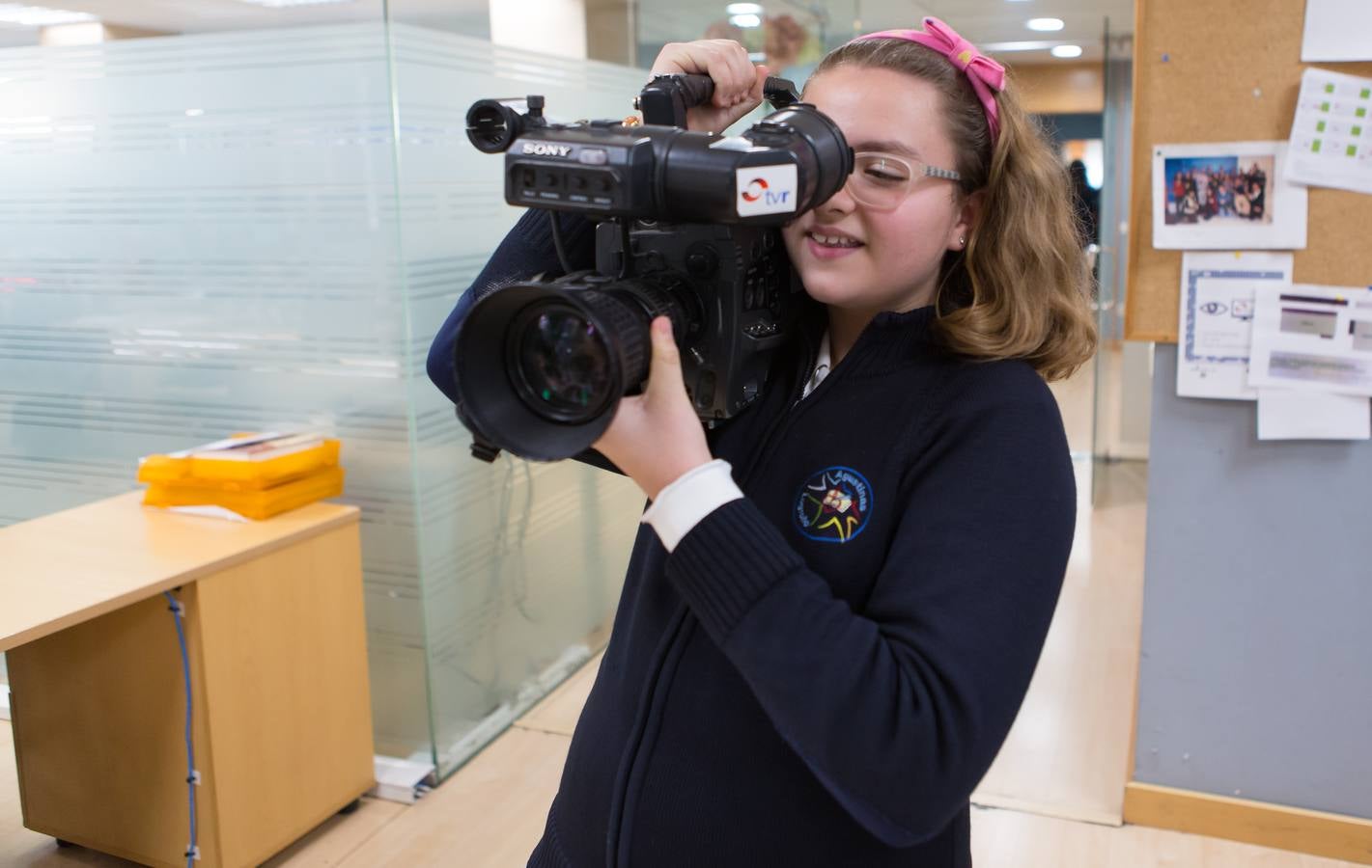 Los alumnos de 6 º A del colegio Nuestra Señora del Buen Consejo, Agustinas, visitan la multimedia de Diario LA RIOJA