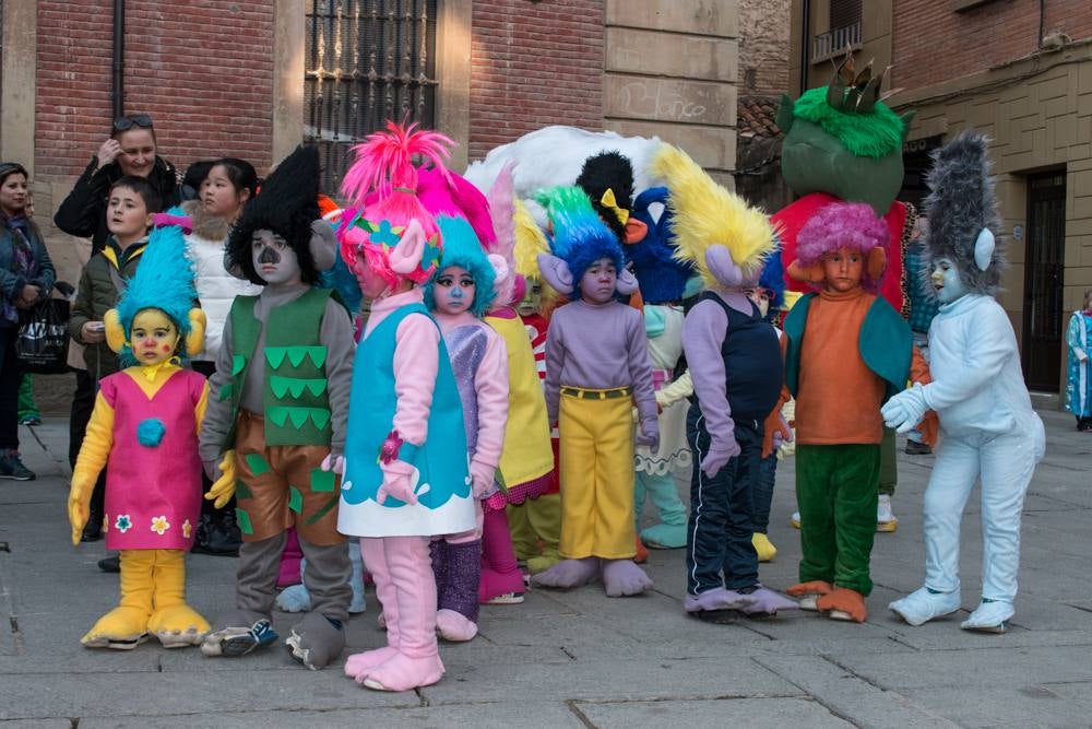 Espectacular carnaval en Santo Domingo