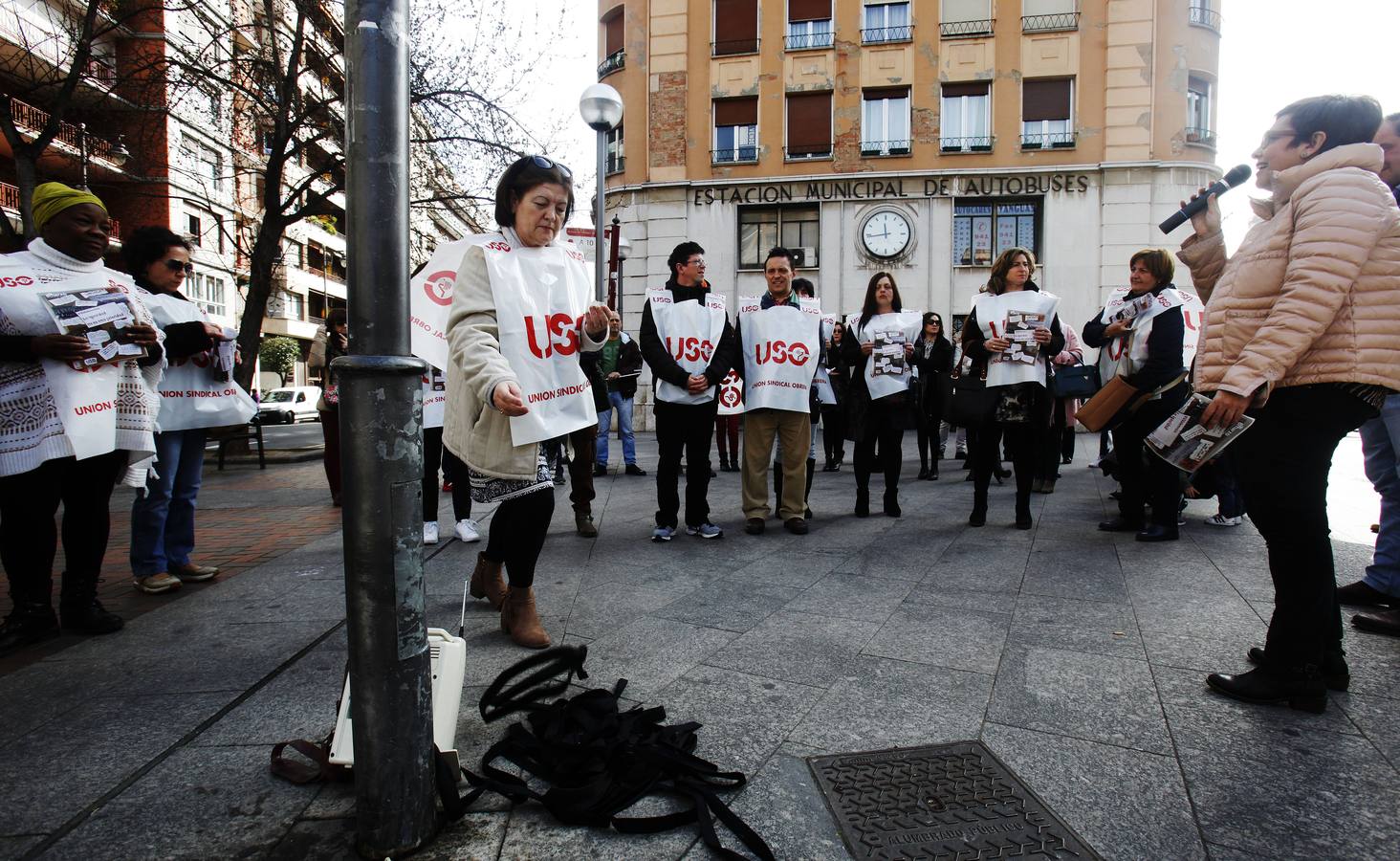 Concentración de USO en la estación de autobuses de Logroño