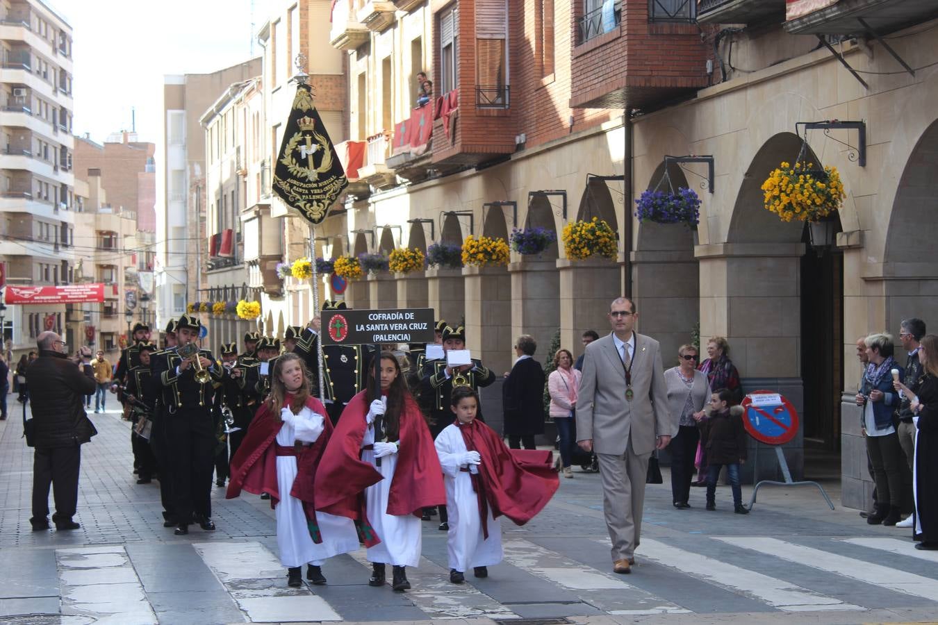 Exaltación de tambores y cornetas