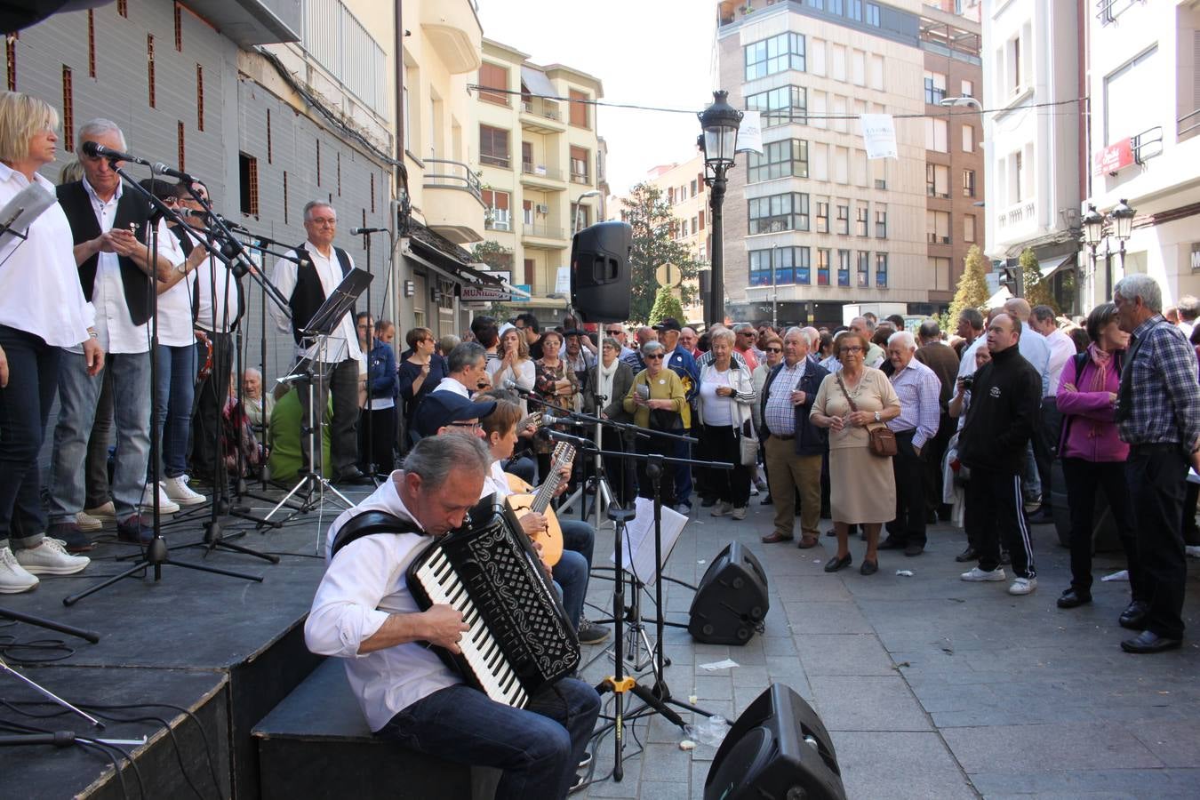 Arnedo celebra el día del ajo asado