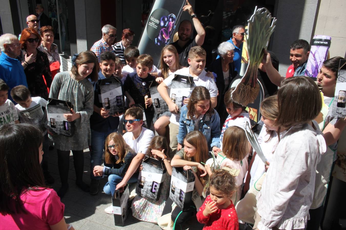 Arnedo celebra el día del ajo asado