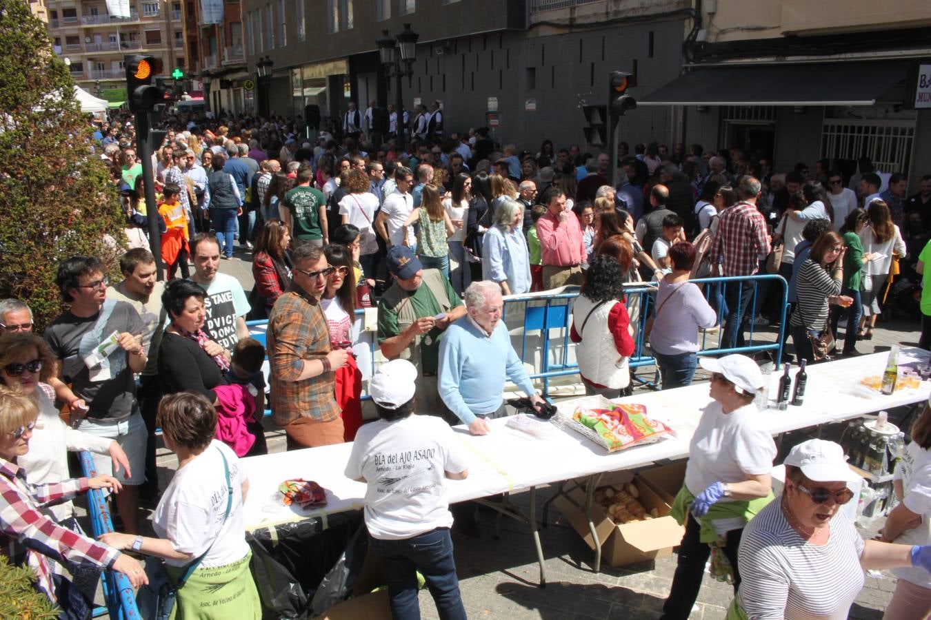 Arnedo celebra el día del ajo asado