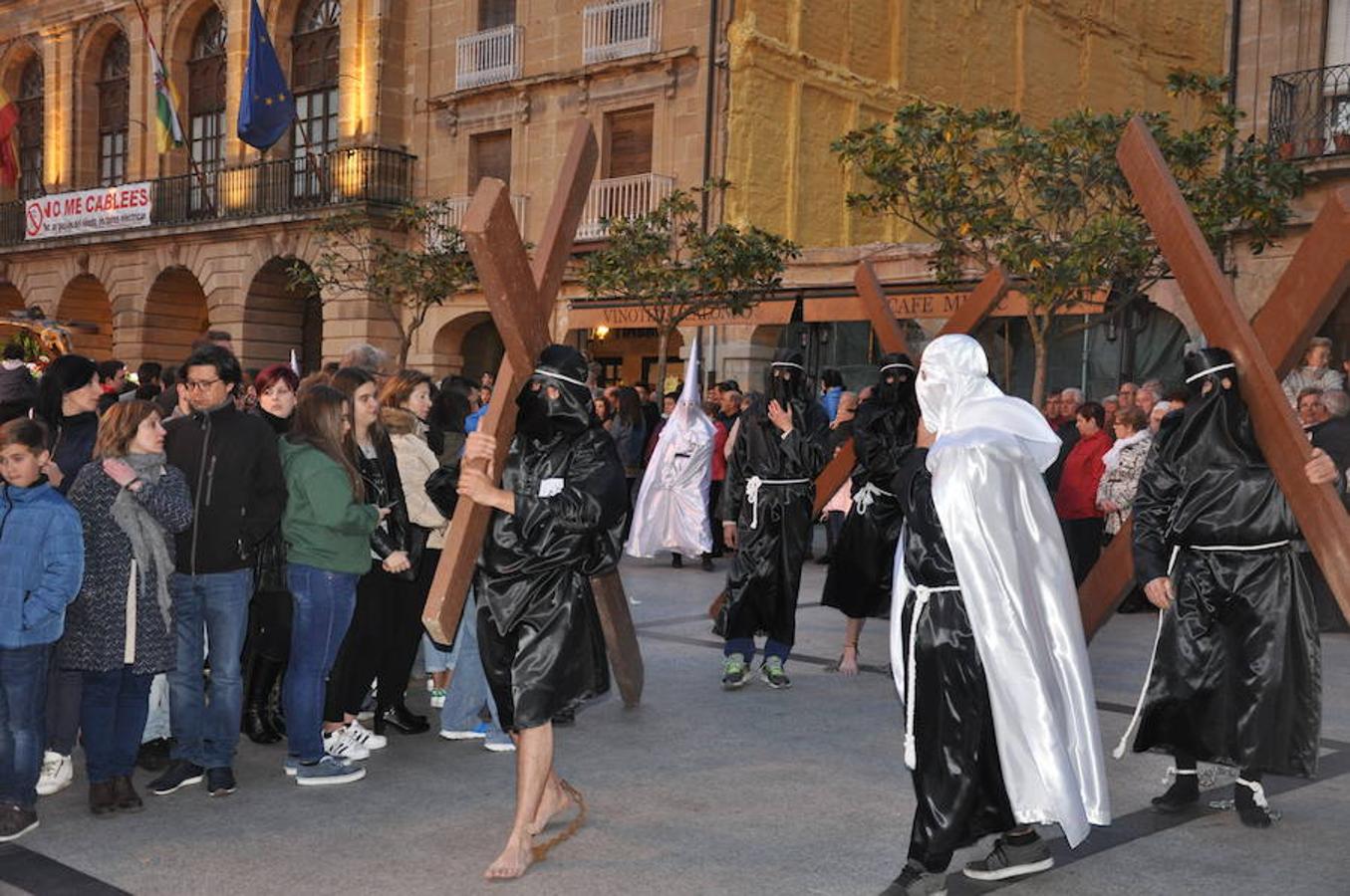 Vía crucis y Santo Entierro en Haro