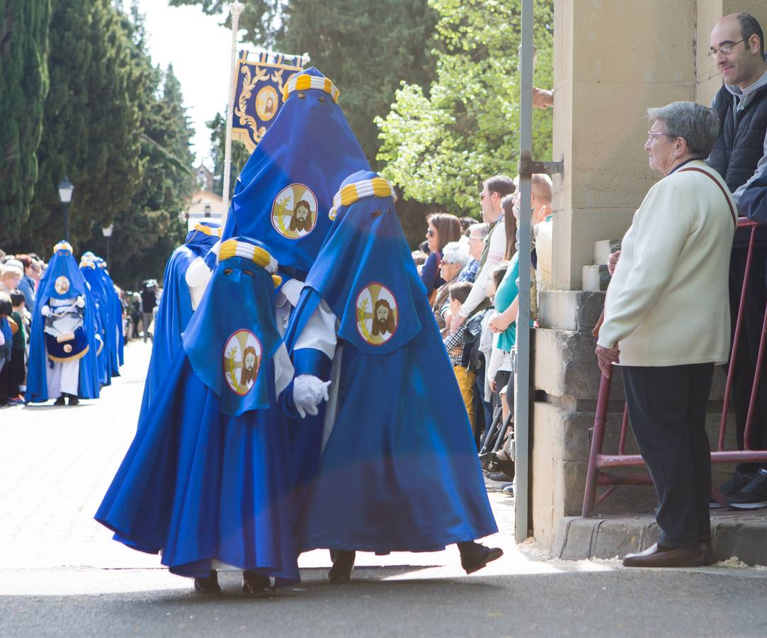 El paso del ‘Santo Cristo resucitado&#039; cierra la Semana Santa (I)
