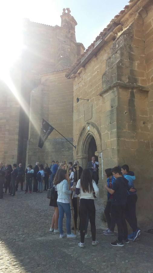 Los picaos cumplen penitencia en San Vicente en la Cruz de mayo