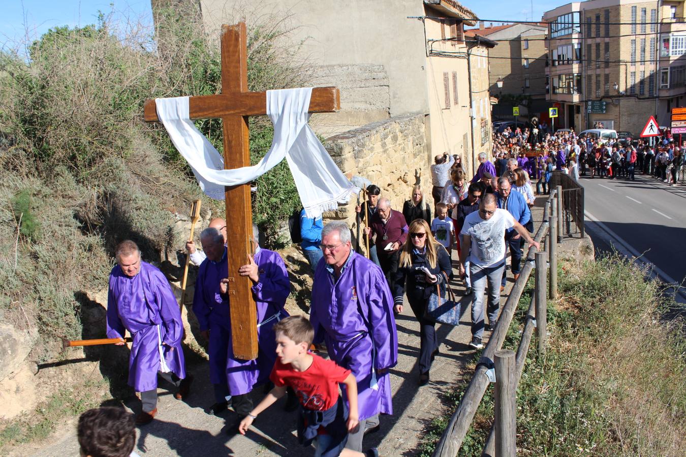 Los picaos cumplen penitencia en San Vicente en la Cruz de mayo