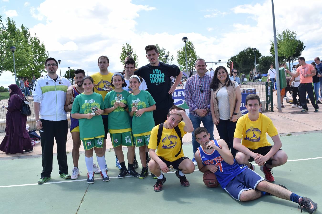 El barrio logroñés de Valdegastea está de fiesta