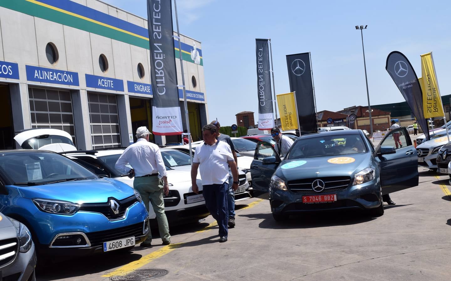 La Gran Feria del Vehículo de Ocasión abre sus puertas en las gasolinera Las Gaunas de Logroño