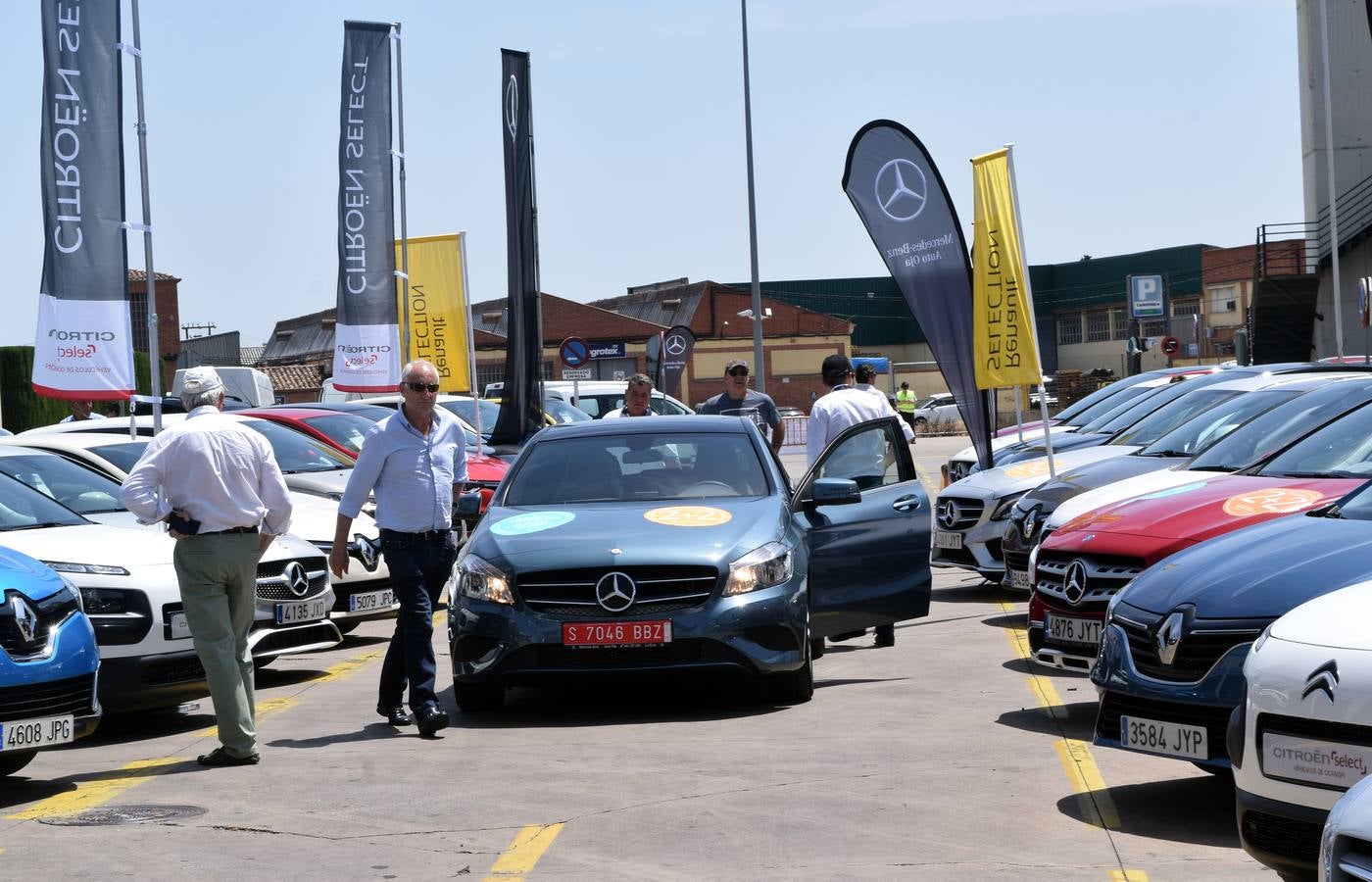 La Gran Feria del Vehículo de Ocasión abre sus puertas en las gasolinera Las Gaunas de Logroño