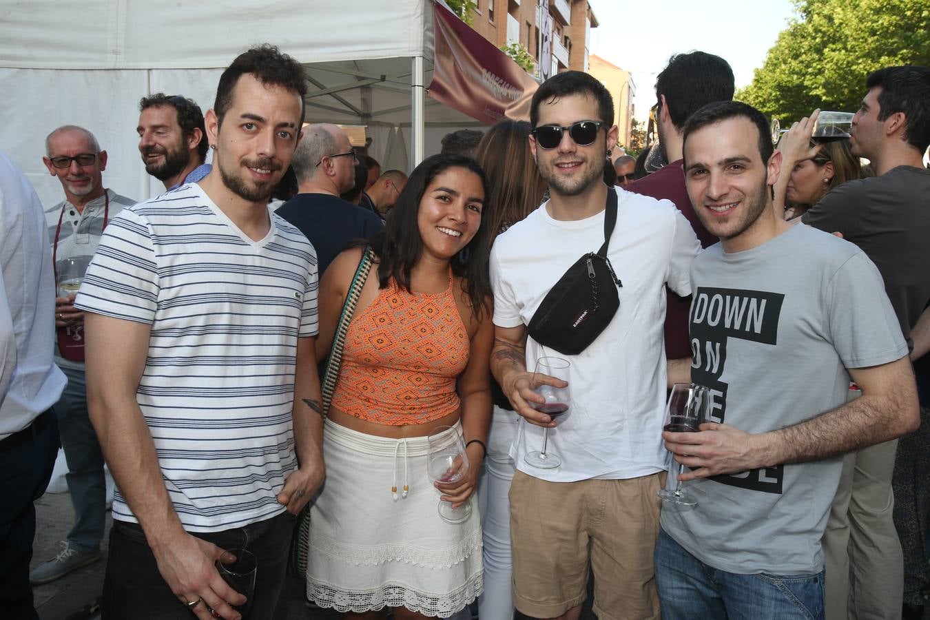 Logroño celebra la primera cita del Riojano Joven y Fresco del 2017