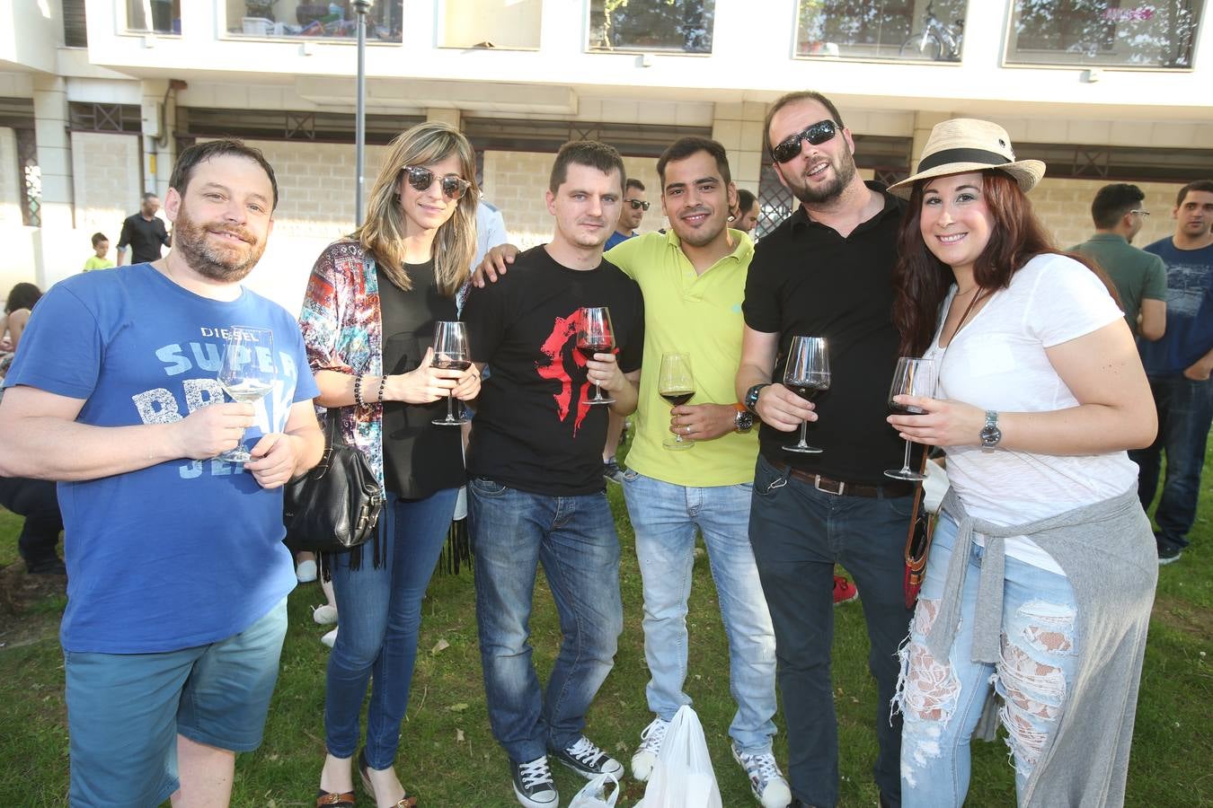 Logroño celebra la primera cita del Riojano Joven y Fresco del 2017